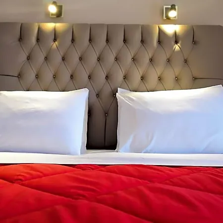 Hotel Spartacus House